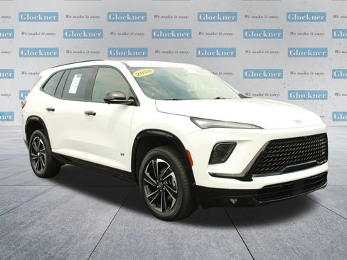 Used 2026 Buick Enclave Sport Touring AWD/4WD image 3