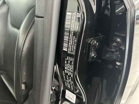 Used 2020 Jeep Renegade Limited w/ LED Lighting Group image 34