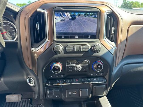 Used 2021 Chevrolet Silverado 1500 High Country AWD/4WD image 37