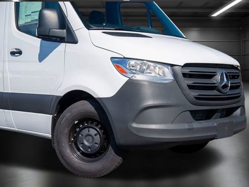 Used 2024 Mercedes-Benz Sprinter 144 Cargo image 13