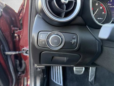 Used 2019 Alfa Romeo Giulia Ti Sport w/ Quick Order Package 22S Sport image 13