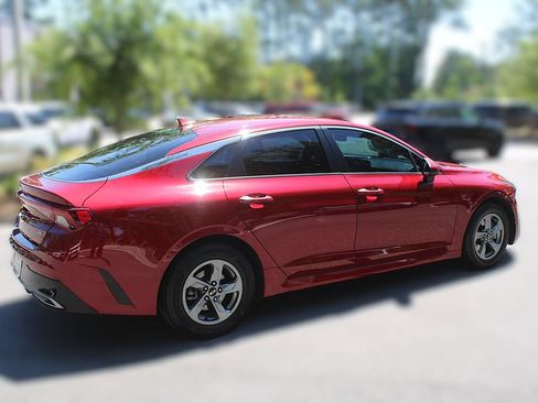 Used 2021 Kia K5 LXS FWD image 12