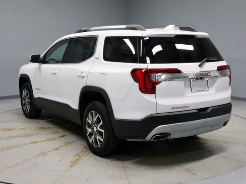Used 2023 GMC Acadia SLT FWD image 10