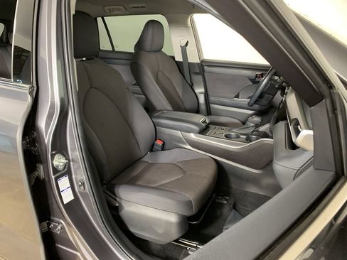 Used 2020 Toyota Highlander Limited AWD/4WD image 40