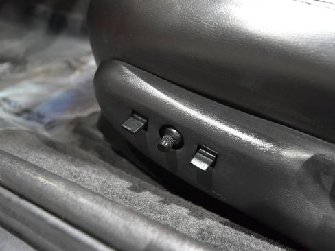 Used 2002 Chevrolet Camaro Z28 w/ SS Performance/Appearance Pkg RWD image 22