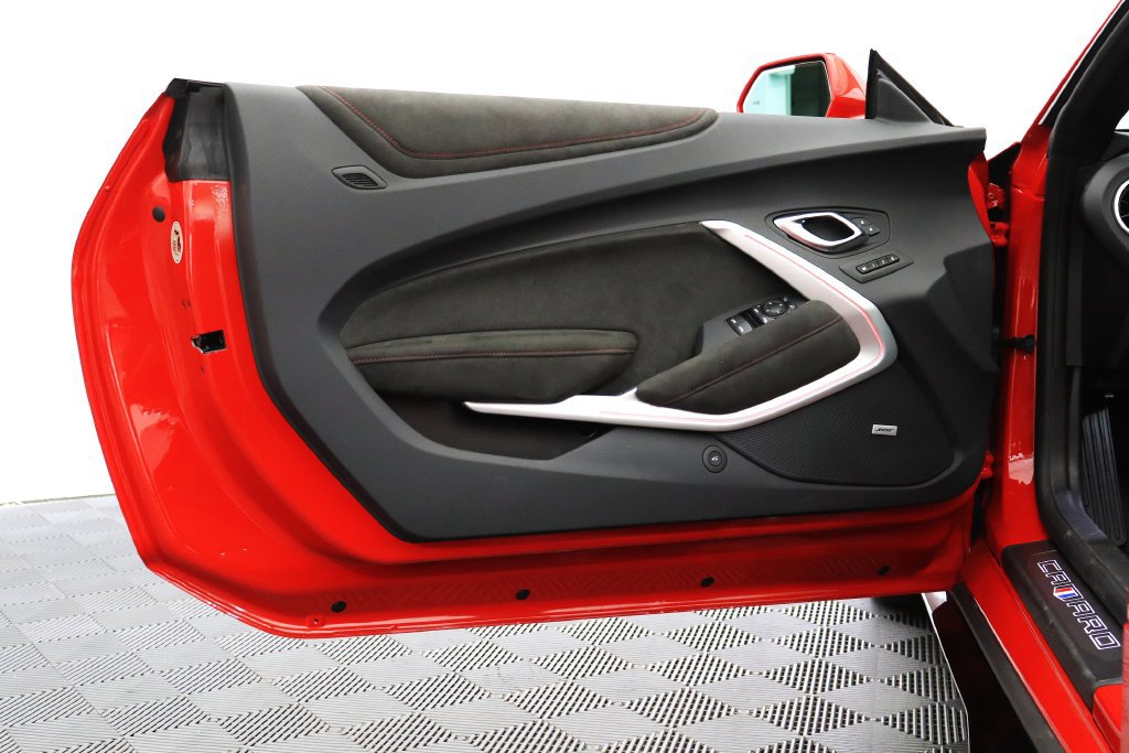 Certified 2024 Chevrolet Camaro ZL1 RWD image 27