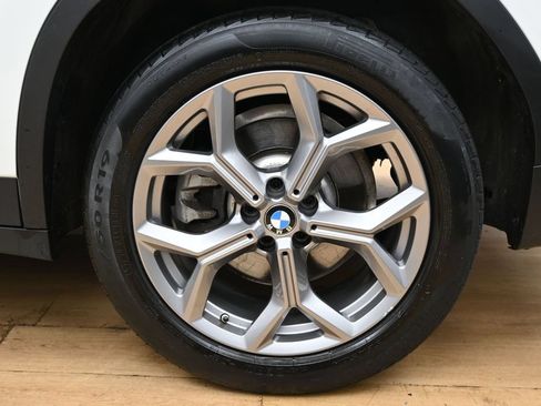Used 2022 BMW X3 xDrive30i AWD/4WD image 13