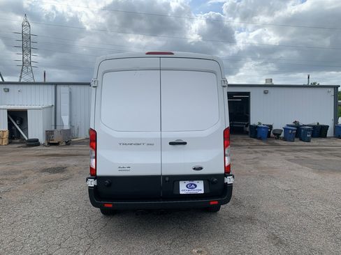 Used 2017 Ford Transit 350 148 Medium Roof image 4