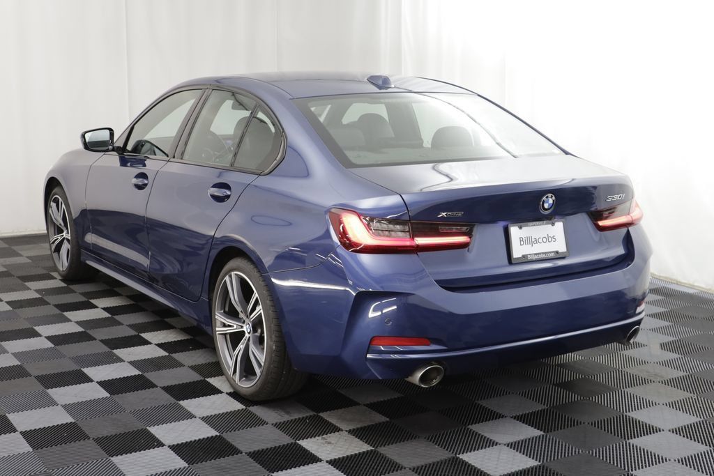 Used 2023 BMW 330i xDrive Sedan w/ Premium Package AWD/4WD image 16