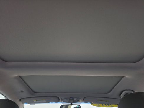 Used 2012 Hyundai Sonata Limited w/ Navigation Pkg image 29