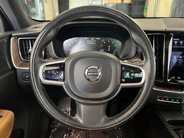 Used 2021 Volvo XC60 T5 Inscription w/ Advanced Package AWD/4WD image 39