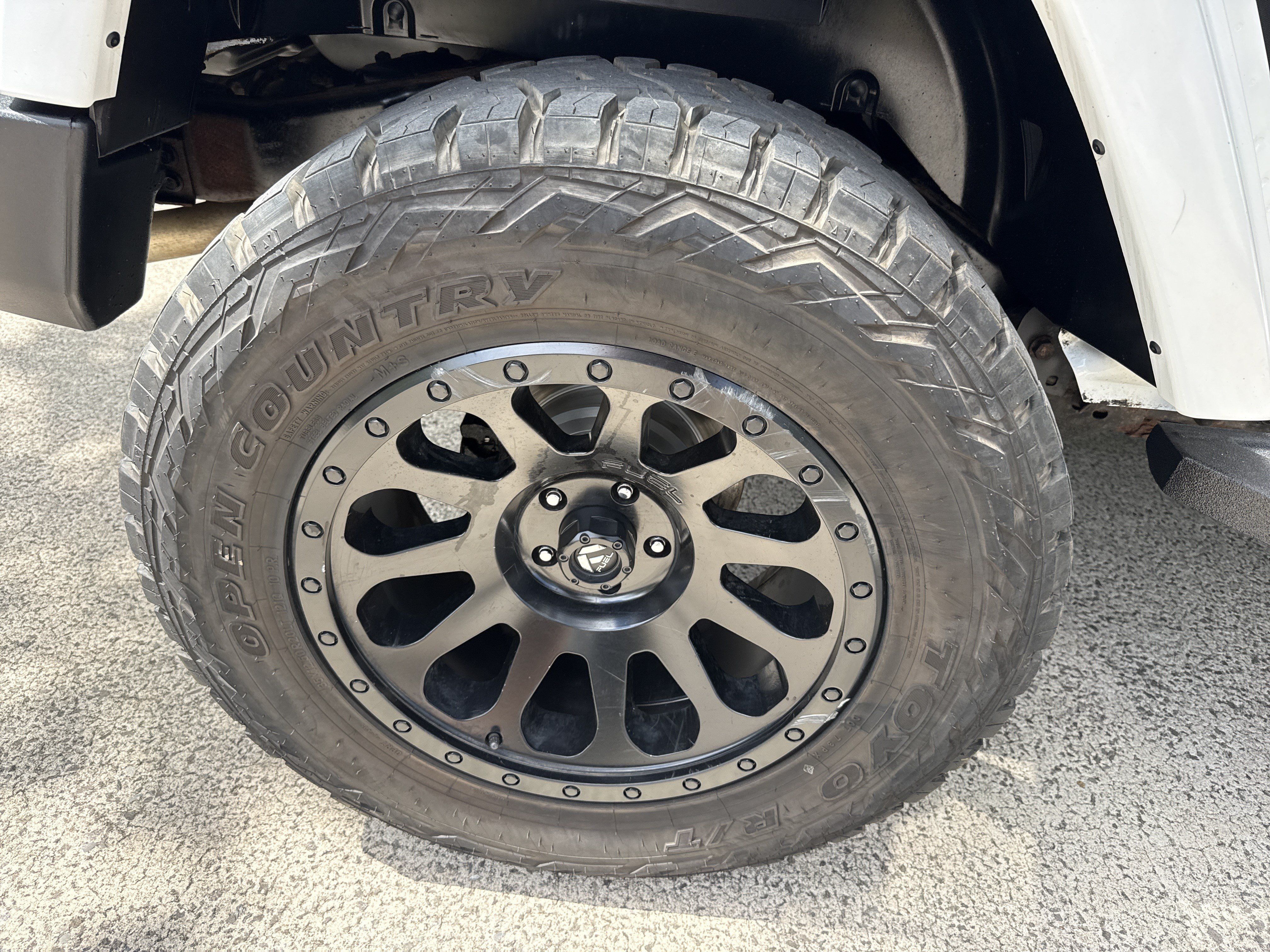 Used 2013 Jeep Wrangler Unlimited Sahara w/ Dual Top Group AWD/4WD image 20