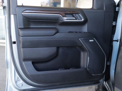 Used 2024 GMC Sierra 1500 SLT w/ SLT Premium Plus Package image 24