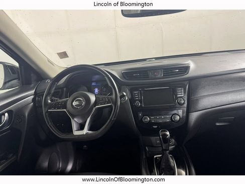 Used 2018 Nissan Rogue SL w/ Premium Package AWD/4WD image 20