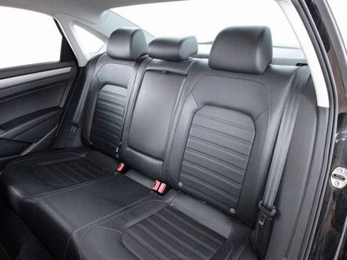 Used 2015 Volkswagen Passat 1.8T SE image 24