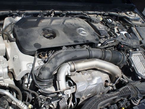 Used 2025 Mercedes-Benz CLA 250 4MATIC image 26