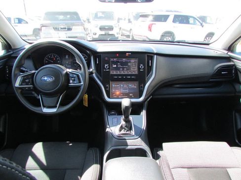 Used 2021 Subaru Outback AWD/4WD image 21