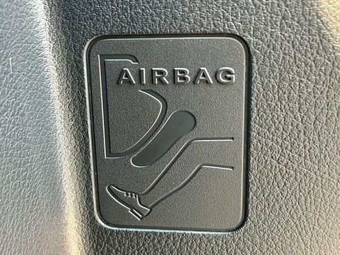 Certified 2026 Mercedes-Benz GLA 250 4MATIC image 33