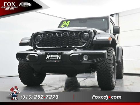 Used 2024 Jeep Wrangler Sport AWD/4WD image 24