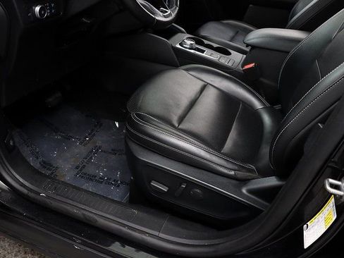 Used 2020 Ford Escape SEL image 23