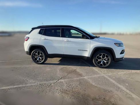 New 2026 Jeep Compass Limited image 14
