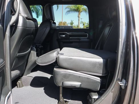Used 2020 RAM 2500 Laramie w/ Night Edition AWD/4WD image 45