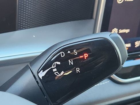 New 2026 Volkswagen Tiguan SE R-Line image 21