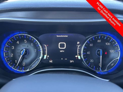 New 2026 Chrysler Pacifica Select image 10