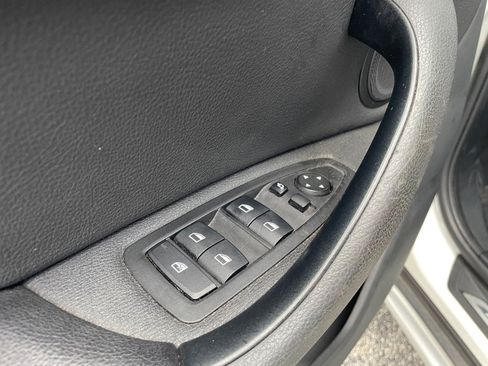 Used 2019 BMW X1 xDrive28i w/ Convenience Package AWD/4WD image 39