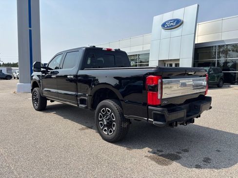 Used 2024 Ford F250 Platinum AWD/4WD image 5