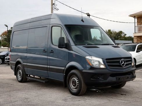 Used 2018 Mercedes-Benz Sprinter 2500 image 17