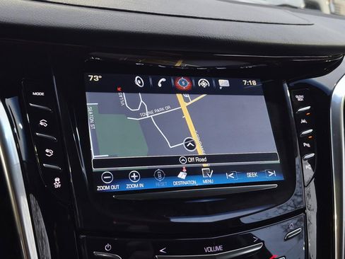 Certified 2020 Cadillac Escalade Premium Luxury image 32