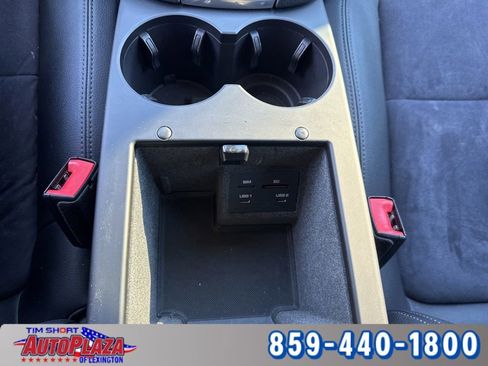 Used 2020 Porsche Macan image 38