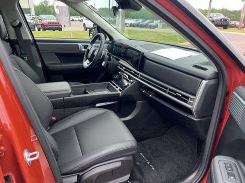 Used 2025 Hyundai Santa Fe XRT AWD/4WD image 13