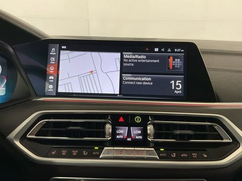 Certified 2022 BMW X7 M50i w/ Cold Weather Package AWD/4WD image 11