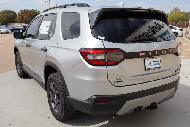 New 2026 Honda Pilot TrailSport image 5