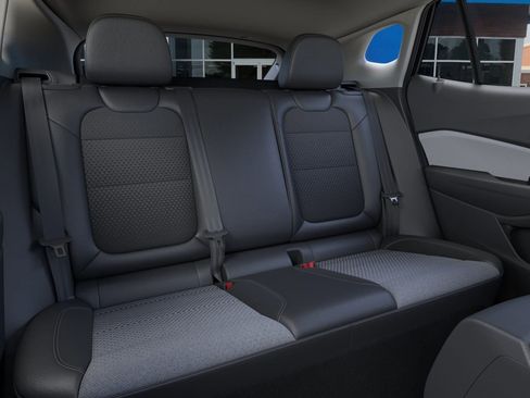 New 2026 Chevrolet Trax LT w/ LT Convenience Package image 41