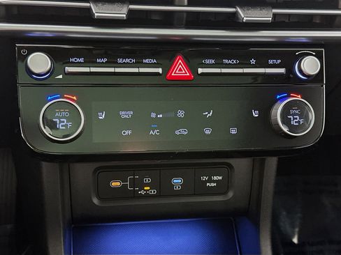 New 2025 Hyundai Tucson SEL image 16