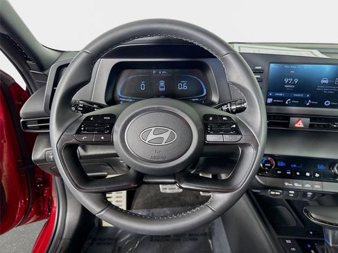 Certified 2025 Hyundai Elantra Sport FWD image 12