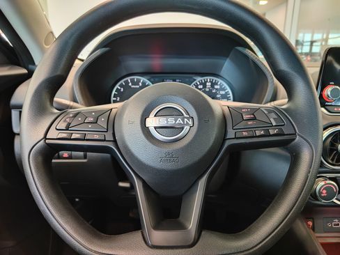 Used 2025 Nissan Sentra S FWD image 18