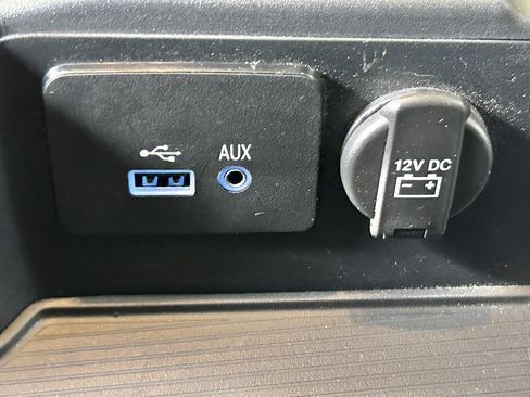 Used 2017 RAM 2500 Tradesman w/ Chrome Appearance Group image 34