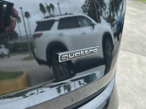 Used 2022 Audi Q7 3.0T Premium Plus image 10