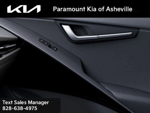 New 2025 Kia Niro EX Touring image 25