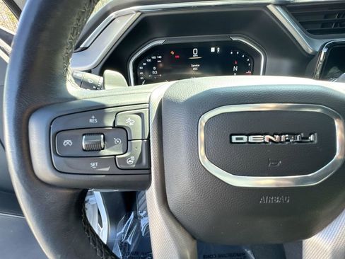 Used 2023 GMC Sierra 1500 Denali AWD/4WD image 17