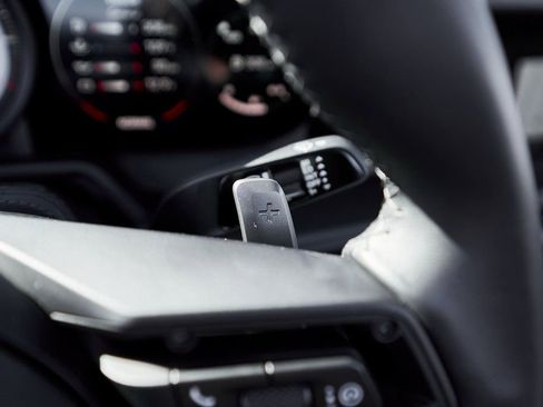 Used 2024 Porsche 911 Carrera GTS w/ Premium Package image 46