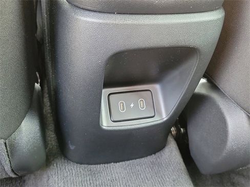 Used 2025 Hyundai Elantra Sport image 18