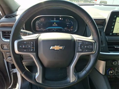Used 2023 Chevrolet Tahoe LT w/ Luxury Package AWD/4WD image 17