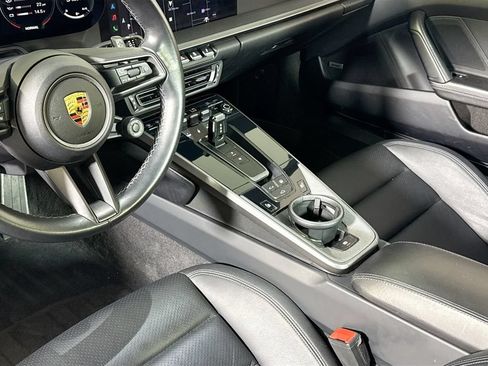 Certified 2022 Porsche 911 Carrera RWD image 31