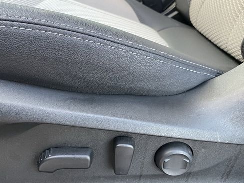 Used 2023 Subaru Forester Premium image 22