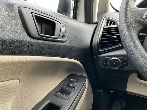 Used 2018 Ford EcoSport S image 23